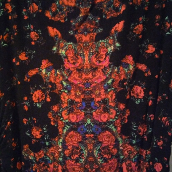 Guess dress size 2 - Picture 2 of 3